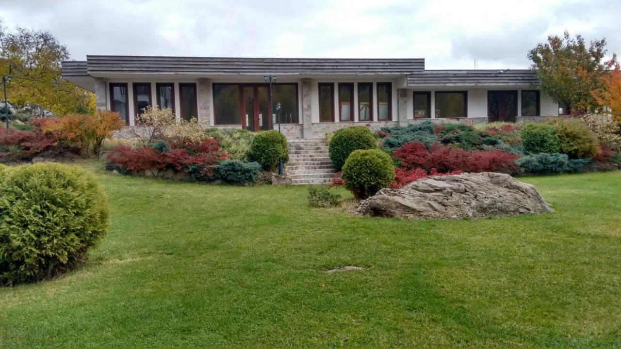 Комплекс Падалото "Етно" Apartamento Smolyan Exterior foto