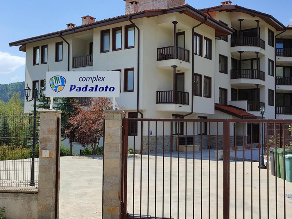 Комплекс Падалото "Етно" Apartamento Smolyan Exterior foto